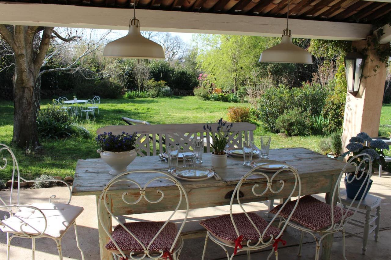 Mas Les Romarins, 10 Min D'Uzes, Piscine Et Grand Jardin Clos, Jeux, Nid De Repos Et Base Pour Activites Dans Le Gard (Adults Only) Luaran gambar